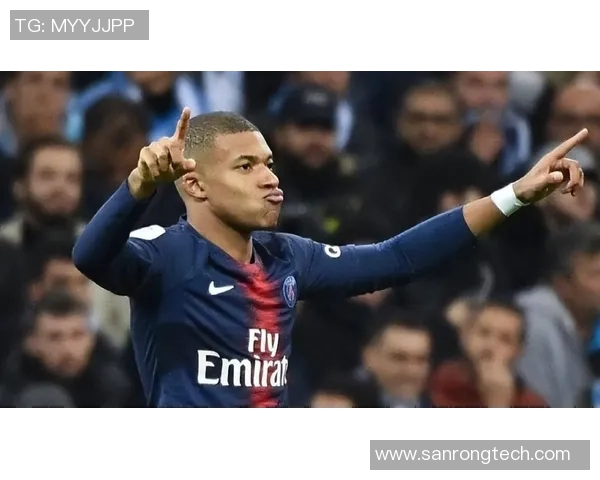 足球巨星互评：梅西、C罗、内马尔等传奇球员如何评价彼此的实力与贡献